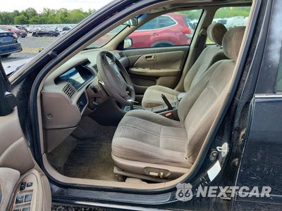Zdjęcie 7 z 13 samochodu: 2000 TOYOTA CAMRY LE VIN:4T1BG22K7YU971866 - miniatura