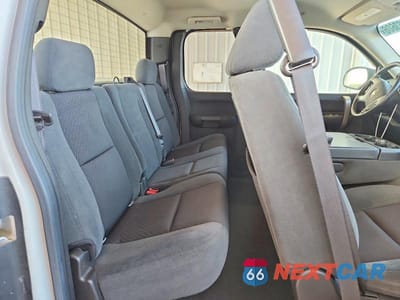 Zdjęcie 10 z 12 samochodu: 2009 CHEVROLET SILVERADO K1500 LT VIN:1GCEK29J99Z200441 - miniatura