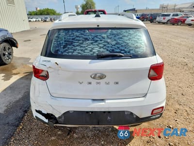 Zdjęcie 6 z 13 samochodu: 2020 HYUNDAI VENUE SEL VIN:KMHRC8A34LU028947 - miniatura