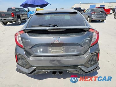 Zdjęcie 6 z 12 samochodu: 2017 HONDA CIVIC SPORT VIN:SHHFK7H41HU218741 - miniatura