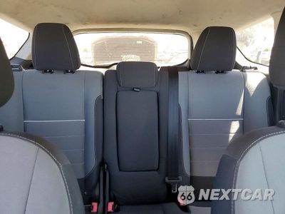 Zdjęcie 10 z 13 samochodu: 2015 FORD ESCAPE SE VIN:1FMCU0G91FUB64456 - miniatura