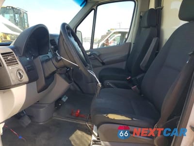 Zdjęcie 7 z 13 samochodu: 2015 FREIGHTLINER SPRINTER 2500 REFRIGERATED DELIVERY VAN VIN:WDYPE7CC5F5974751 - miniatura