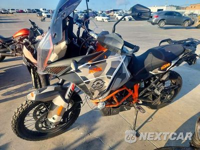 Trzecie zdjęcie samochodu z tyłu: 2017 KTM 1290 SUPER ADVENTURE R VIN:VBKV59403HM959000 - miniatura