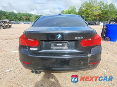 Zdjęcie 6 z 12 samochodu: 2013 BMW 328 I VIN:WBA3A5G57DNP24766 - miniatura