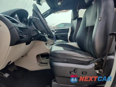 Zdjęcie 7 z 13 samochodu: 2018 DODGE GRAND CARAVAN SXT VIN:2C4RDGCG5JR206600 - miniatura