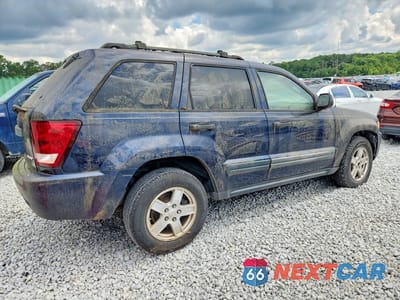 Trzecie zdjęcie samochodu z tyłu: 2005 JEEP GRAND CHEROKEE LAREDO VIN:1J4GR48K95C618046 - miniatura