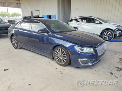 Czwarte zdjęcie samochodu z boku: 2017 LINCOLN MKZ PREMIERE VIN:3LN6L5A95HR645231 - miniatura