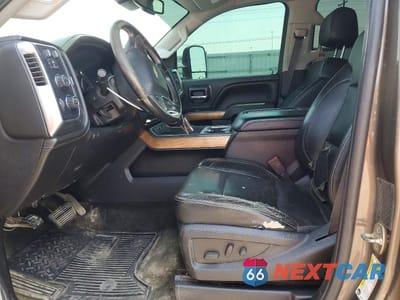 Zdjęcie 7 z 13 samochodu: 2015 CHEVROLET SILVERADO K3500 LTZ VIN:1GC4K0E89FF157736 - miniatura