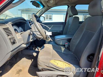 Zdjęcie 7 z 12 samochodu: 2005 DODGE DAKOTA QUAD SLT VIN:1D7HW48N85S245901 - miniatura