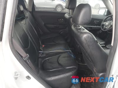 Zdjęcie 10 z 12 samochodu: 2010 KIA SOUL + VIN:KNDJT2A20A7171010 - miniatura