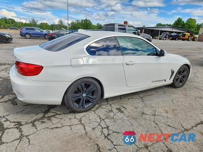 Trzecie zdjęcie samochodu z tyłu: 2011 BMW 328 XI SULEV VIN:WBAKF5C57BE655450 - miniatura