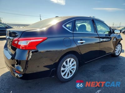 Trzecie zdjęcie samochodu z tyłu: 2018 NISSAN SENTRA SV VIN:3N1AB7AP6JY308982 - miniatura