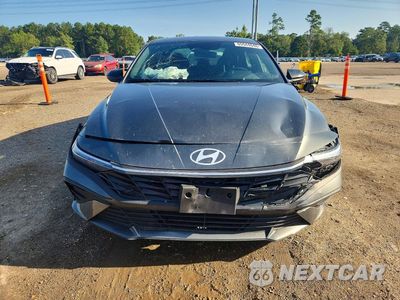 Piąte zdjęcie samochodu w środku: 2025 HYUNDAI ELANTRA SEL SPORT VIN:KMHLM4DG2SU907288 - miniatura