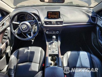 Zdjęcie 8 z 12 samochodu: 2017 MAZDA 3 TOURING VIN:3MZBN1L75HM118754 - miniatura