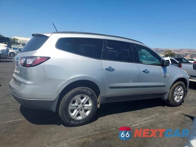 Trzecie zdjęcie samochodu z tyłu: 2013 CHEVROLET TRAVERSE LS VIN:1GNKRFED9DJ226090 - miniatura