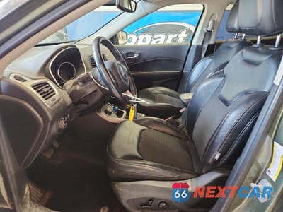 Zdjęcie 7 z 13 samochodu: 2018 JEEP COMPASS LATITUDE VIN:3C4NJDBB1JT479915 - miniatura