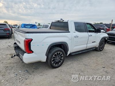 Trzecie zdjęcie samochodu z tyłu: 2024 TOYOTA TUNDRA CREWMAX LIMITED VIN:5TFJA5DB4RX195454 - miniatura