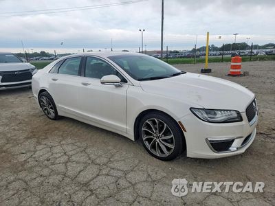 Czwarte zdjęcie samochodu z boku: 2019 LINCOLN MKZ RESERVE I VIN:3LN6L5C91KR623599 - miniatura