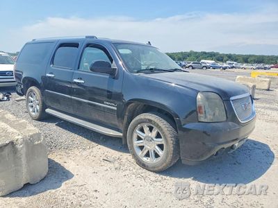 Czwarte zdjęcie samochodu z boku: 2013 GMC YUKON XL DENALI VIN:1GKS2MEF2DR265516 - miniatura