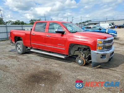 Czwarte zdjęcie samochodu z boku: 2015 CHEVROLET SILVERADO K2500 HEAVY DUTY LTZ VIN:1GC1KWE86FF181420 - miniatura