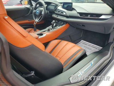 Zdjęcie 8 z 12 samochodu: 2019 BMW I8 VIN:WBY2Z6C57K7E16308 - miniatura