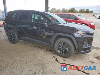 Czwarte zdjęcie samochodu z boku: 2026 TOYOTA RAV4 XLE PREMIUM VIN:2T36CRAV4TC012606 - miniatura