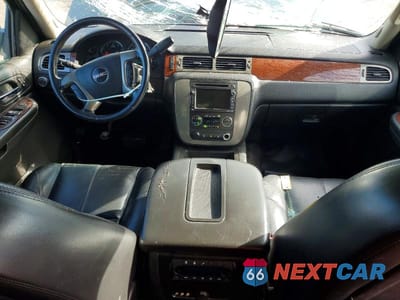 Zdjęcie 8 z 13 samochodu: 2008 GMC YUKON XL K1500 VIN:1GKFK163X8R170518 - miniatura
