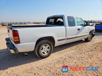 Trzecie zdjęcie samochodu z tyłu: 2001 CHEVROLET SILVERADO C1500 VIN:2GCEC19T211120338 - miniatura