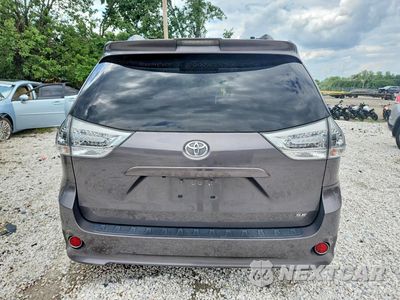 Zdjęcie 6 z 13 samochodu: 2018 TOYOTA SIENNA SE PREMIUM 8-PASSENGER VIN:5TDXZ3DC7JS960988 - miniatura
