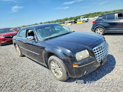 Czwarte zdjęcie samochodu z boku: 2010 CHRYSLER 300 TOURING VIN:2C3CA4CD4AH209663 - miniatura