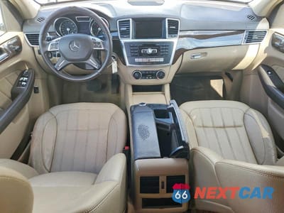 Zdjęcie 8 z 13 samochodu: 2015 MERCEDES-BENZ GL 350 BLUETEC VIN:4JGDF2EE9FA521054 - miniatura