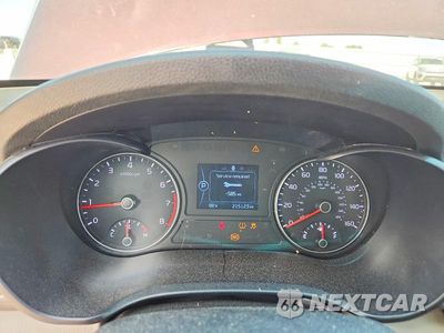 Zdjęcie 9 z 12 samochodu: 2016 KIA OPTIMA LX VIN:5XXGT4L30GG064597 - miniatura