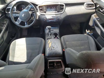Zdjęcie 8 z 13 samochodu: 2019 KIA SORENTO LX V6 VIN:5XYPGDA55KG450106 - miniatura