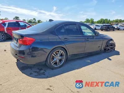 Trzecie zdjęcie samochodu z tyłu: 2013 BMW 335 I VIN:WBA3A9G52DNP36637 - miniatura