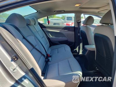 Zdjęcie 10 z 12 samochodu: 2018 HYUNDAI ELANTRA VALUE EDITION VIN:KMHD84LF5JU556828 - miniatura
