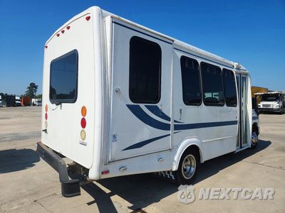 Trzecie zdjęcie samochodu z tyłu: 2012 FORD E350 SHUTTLE BUS VIN:1FDEE3FS3CDA87113 - miniatura