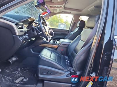 Zdjęcie 7 z 13 samochodu: 2016 GMC YUKON DENALI VIN:1GKS2CKJXGR428940 - miniatura
