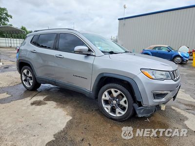 Czwarte zdjęcie samochodu z boku: 2019 JEEP COMPASS LIMITED VIN:3C4NJDCB3KT771873 - miniatura