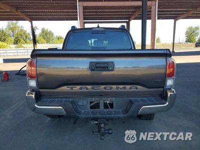 Zdjęcie 6 z 13 samochodu: 2022 TOYOTA TACOMA TRD OFF-ROAD VIN:3TYCZ5AN4NT079823 - miniatura