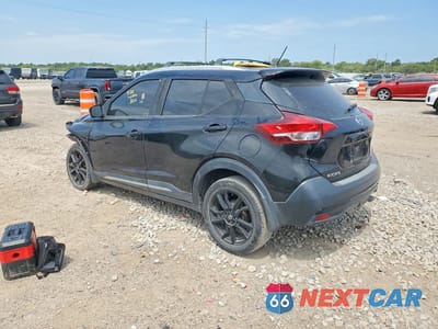 Drugie zdjęcie samochodu z przodu: 2019 NISSAN KICKS SR VIN:3N1CP5CU5KL496541 - miniatura