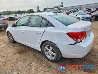 Drugie zdjęcie samochodu z przodu: 2015 CHEVROLET CRUZE LT VIN:1G1PC5SBXF7270170 - miniatura