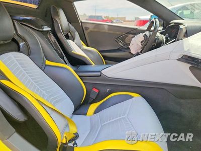Zdjęcie 10 z 12 samochodu: 2021 CHEVROLET CORVETTE STINGRAY 3LT VIN:1G1YC3D45M5000019 - miniatura