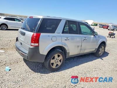Trzecie zdjęcie samochodu z tyłu: 2005 SATURN VUE VIN:5GZCZ53415S807880 - miniatura