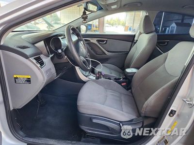 Zdjęcie 7 z 13 samochodu: 2013 HYUNDAI ELANTRA GLS VIN:KMHDH4AE2DU497588 - miniatura