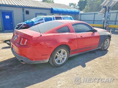 Trzecie zdjęcie samochodu z tyłu: 2010 FORD MUSTANG VIN:1ZVBP8AN2A5131266 - miniatura
