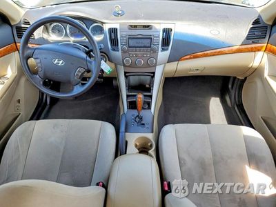 Zdjęcie 8 z 12 samochodu: 2010 HYUNDAI SONATA GLS VIN:5NPET4AC8AH635453 - miniatura