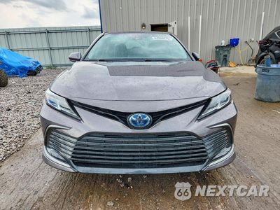 Piąte zdjęcie samochodu w środku: 2022 TOYOTA CAMRY LE VIN:4T1C31AK9NU576515 - miniatura