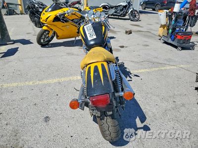 Czwarte zdjęcie samochodu z boku: 1997 HONDA VF750 C2 VIN:JH2RC4333VM201863 - miniatura