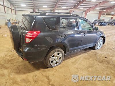 Trzecie zdjęcie samochodu z tyłu: 2010 TOYOTA RAV4 BASE VIN:JTMBF4DV6AD024530 - miniatura