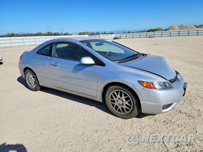 Czwarte zdjęcie samochodu z boku: 2008 HONDA CIVIC LX VIN:2HGFG12638H521154 - miniatura
